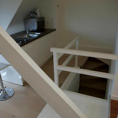 Living In Brusel, Urban