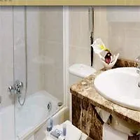 Catalonia Grand Place Hotel 4*