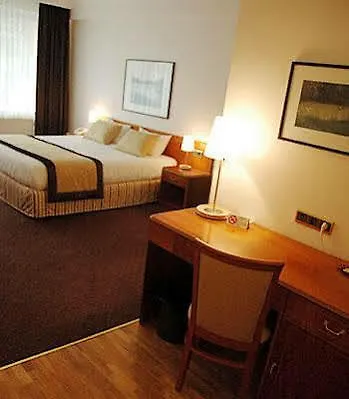 Hotel Agenda Louise 3*