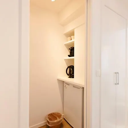 Be And Be Sablon Bed & Breakfast Brussel