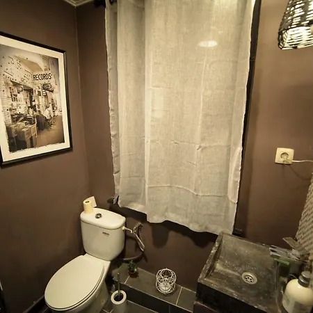 Maison Sablon 4 Chambres Гостевой дом Брюссель