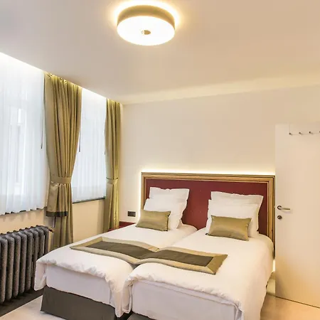 Agora Grand Place 3*