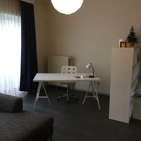 Vaste Studio Quartier Louise Et Vleurgat Apartment Brussels