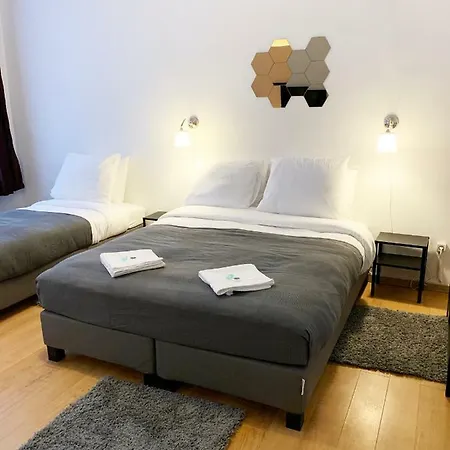 Hive Midi Center Gæstehus 3*