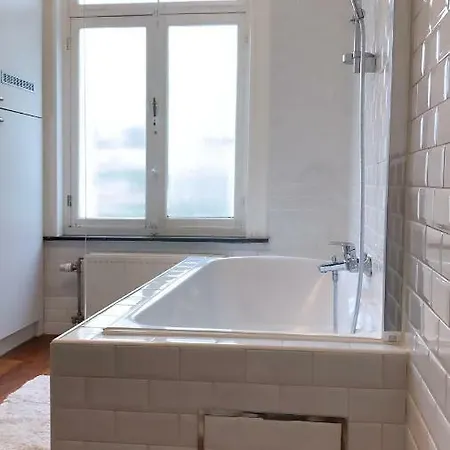 Appartement Magnifique Avec 1 Et Tout Comfort *