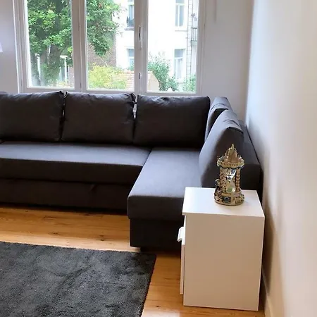Magnifique Avec 1 Et Tout Comfort * Brussel