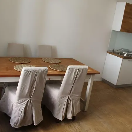 Apartman Commercants 53 *