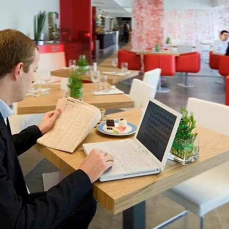 Novotel Brussels Airport 3* דיגם