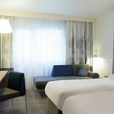 מלון Novotel Brussels Airport דיגם