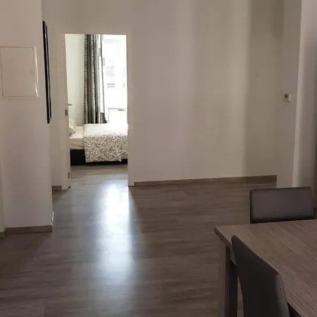 Apartment Modern Second Floor