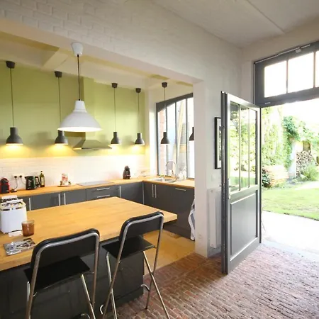 La Maison Du Fond Du Jardin Affittacamere
