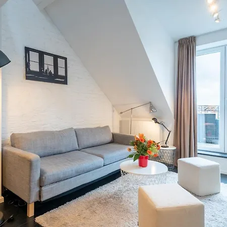 Flagey Penthouse Duplex بروكسل
