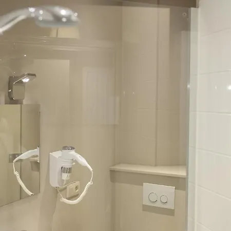 Hotel Budget - Centre