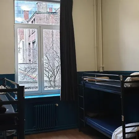 Gogh Youth Centre Hostal *