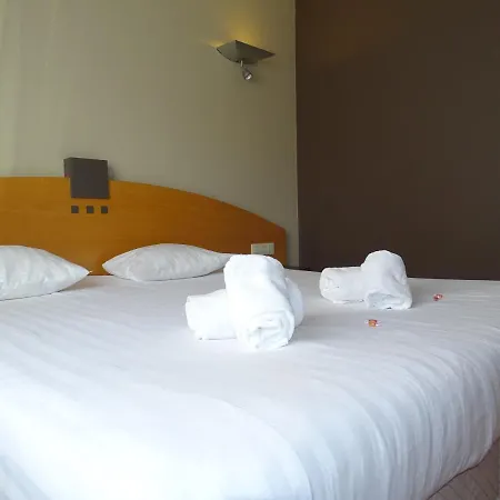 Sleep & Go Expo Hotel 2*