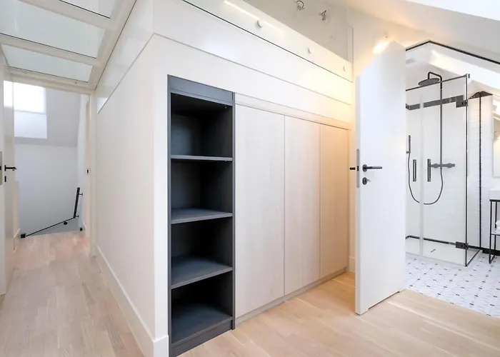 Appartement Fabulous In Chatelain Area *