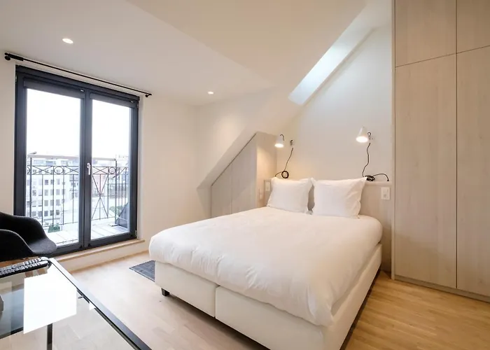 Fabulous In Chatelain Area Appartement Brussel