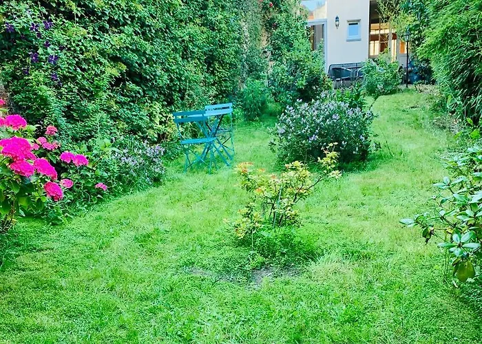 Appartement Bijou > Parvis St Pierre *