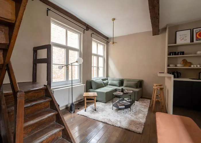 Apartman Lovely Triplex In The Heart Of Le Sablon Brüsszel