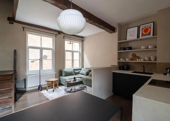 Charming House In Le Sablon