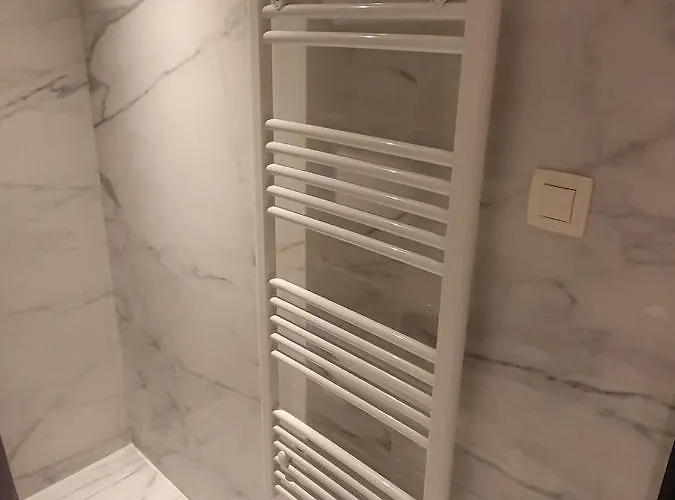 B96 Konukevi Brüksel