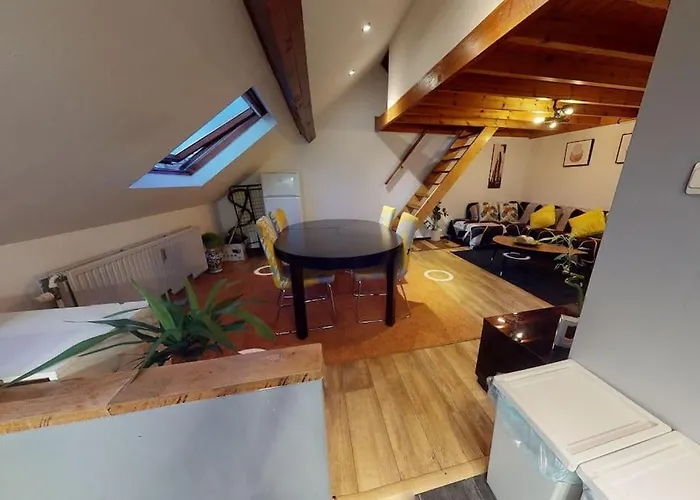 2 Bedroom With A Rooftop Terrace On 3rd Floor Brüsszel