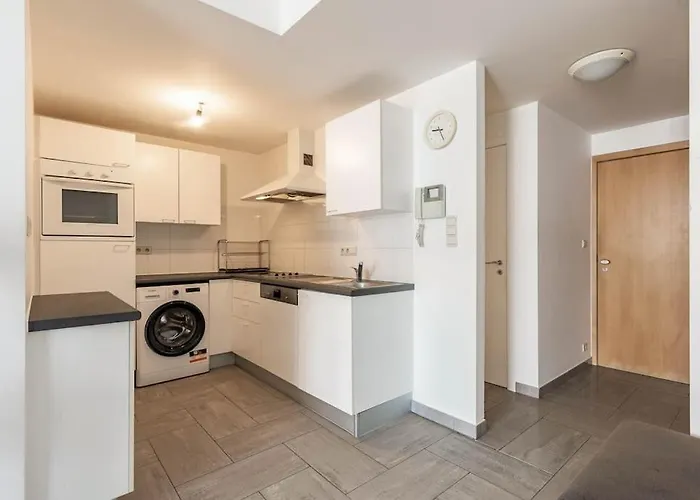 Апартаменты Beautiful 1br/1bar In E.u. District *