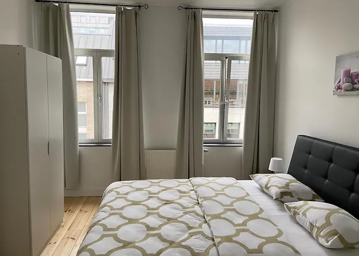 Modern Third Floor Brusel