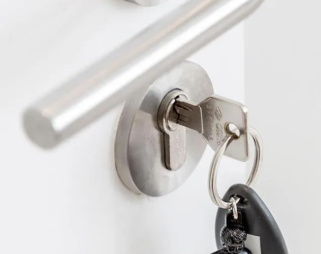 Happy Boutique - Grand Place Otel 3*