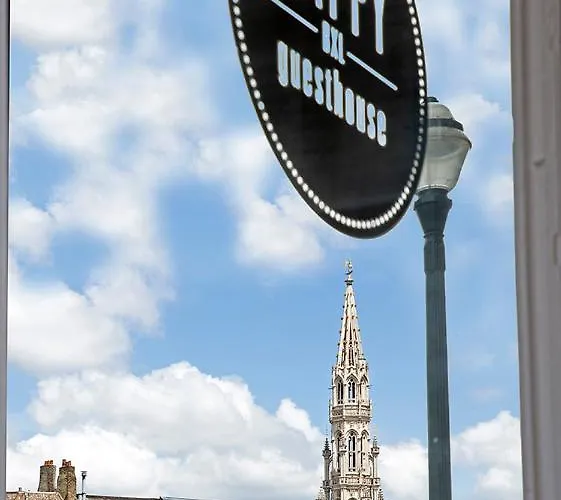 Happy Boutique - Grand Place Otel Brüksel