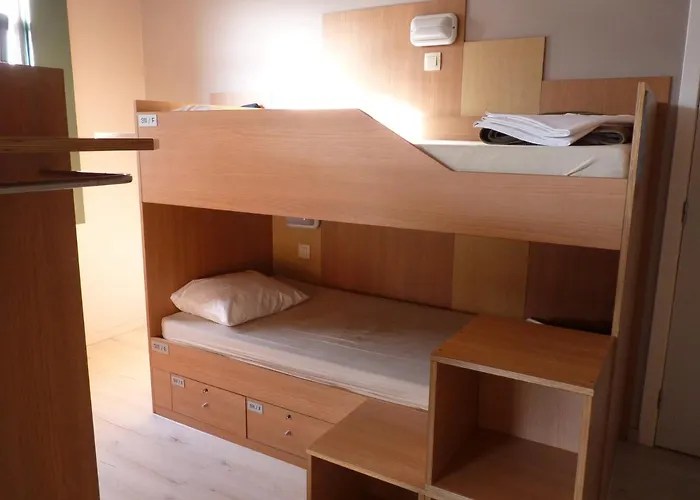 スリープ ウェル ユース ホステル ブリュッセル