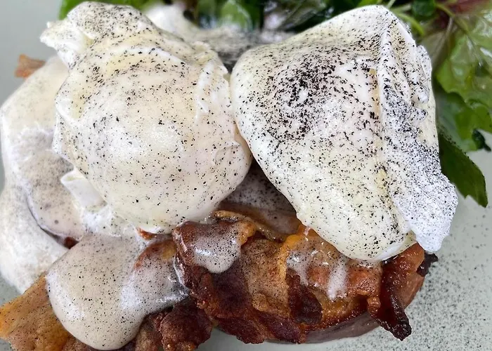 Hotel La Grande Cloche 3*