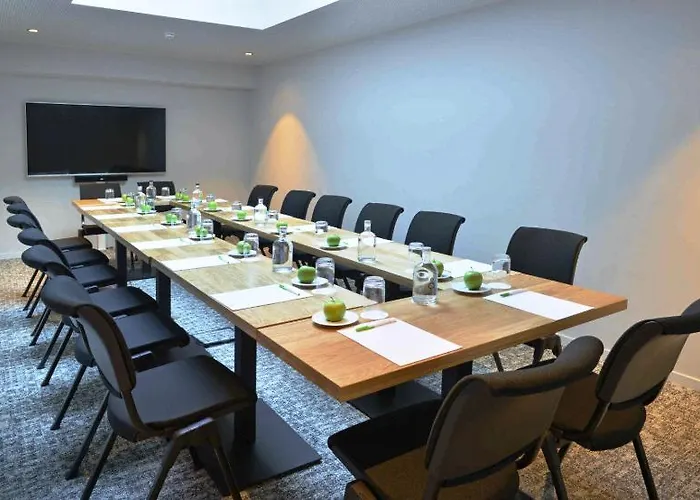 Courtyard By Marriott Eu 4*