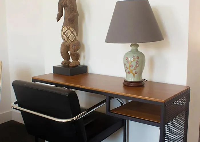 Handy Close To Zaventem Airport