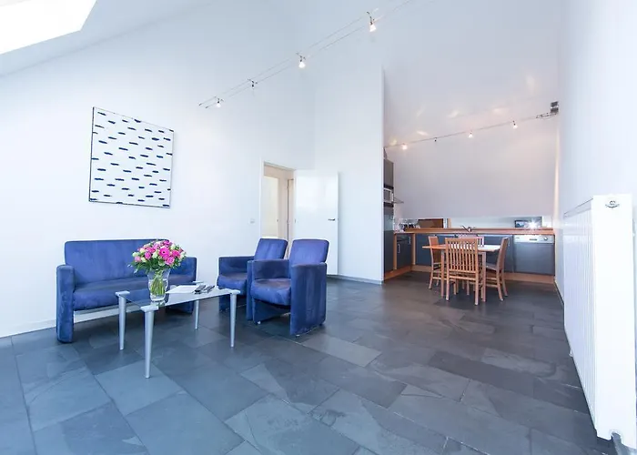 Azimut Flathotel 3* بروكسل