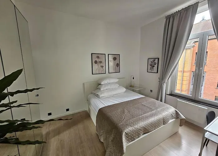 Cosy Studio Center Of *