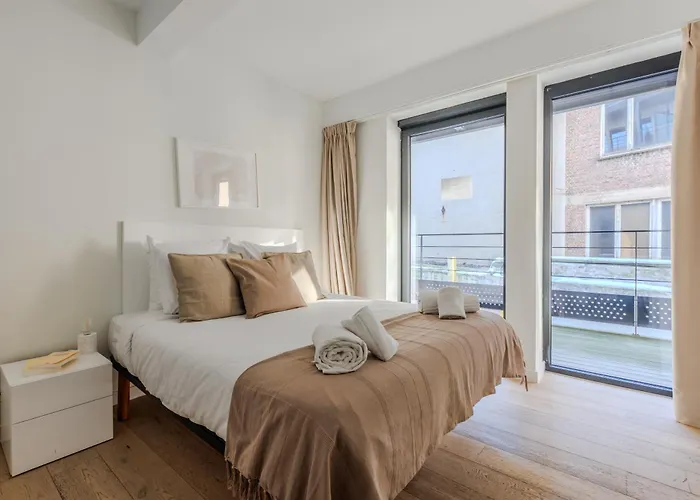 Sweett - Stassart Apartment