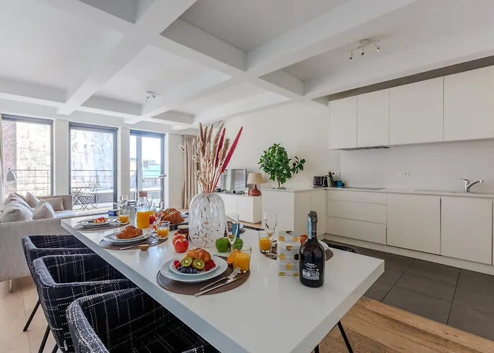 Sweett - Stassart Apartment