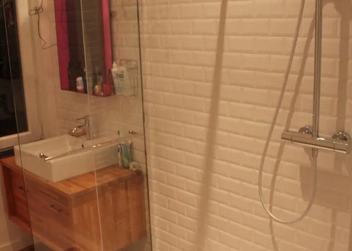 Arti Louise/flagey/centre Apartment *