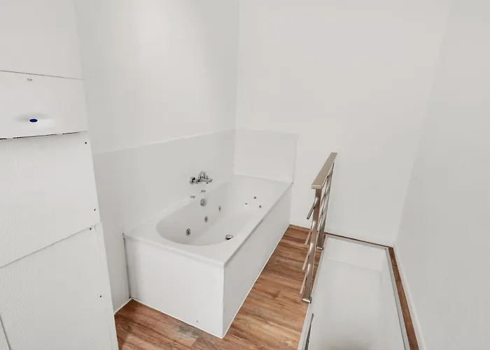 Lantsheere 11 - Self Check In By Homenhancement