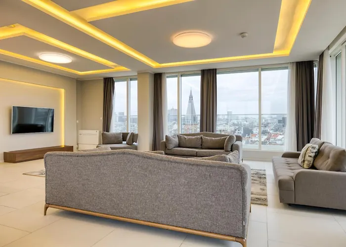 Апартаменты Smartflats - Midi 33 *