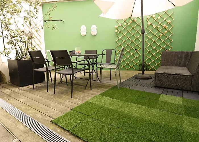 Apartment Superb 3 Bedroom & 3 Bathroom Duplex In Centre Brüssel