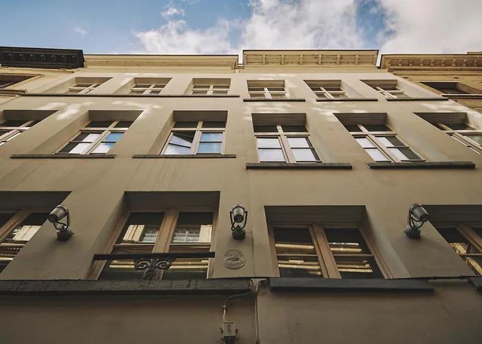 The Classic By 2go4 Grand Place