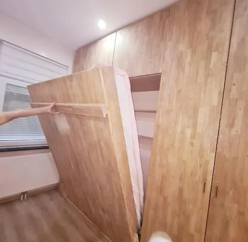 Magnolia Pink New And Fully Equipped Lejlighed *