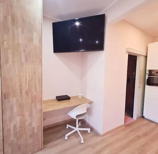 Magnolia Pink New And Fully Equipped Bruxelles