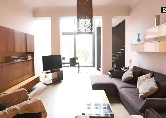 Apartment Spacious In Brussels, Large Private Garden