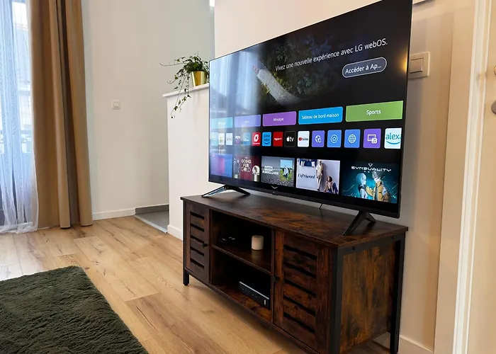 Cozy South-up And Ground Brussels