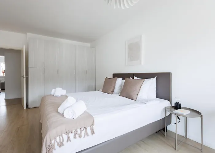 Sweett - Michel Ange * בריסל