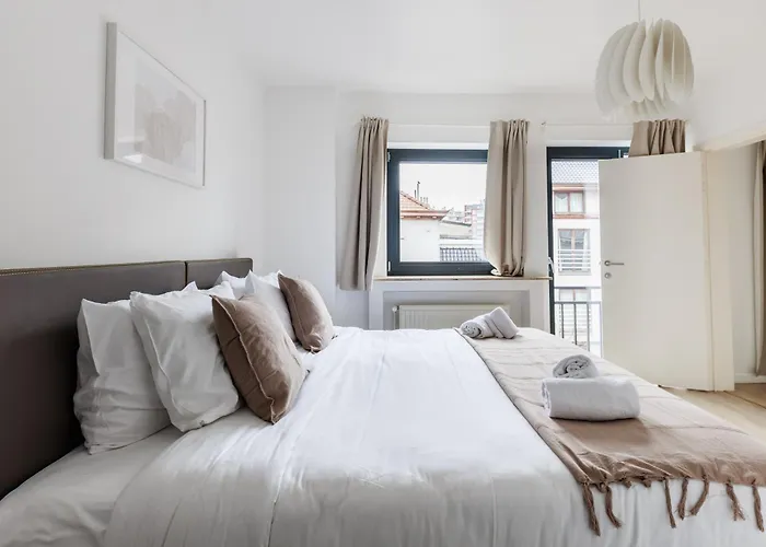 Sweett - Michel Ange * בריסל