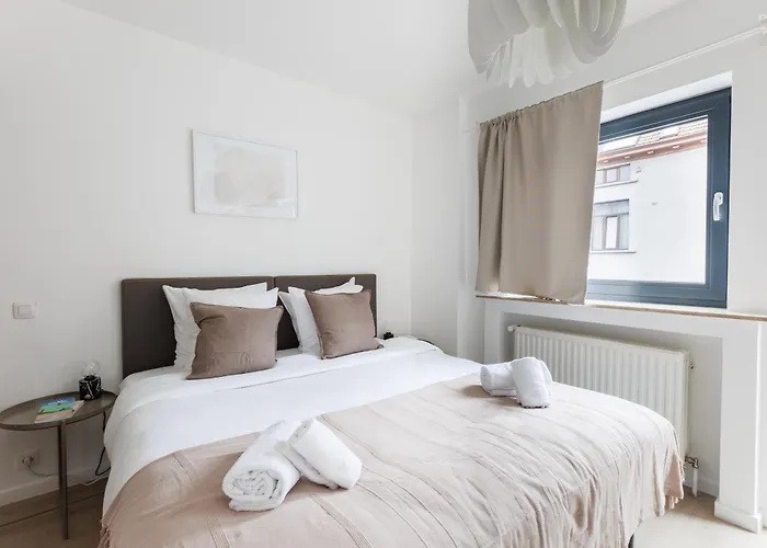 Sweett - Michel Ange * בריסל